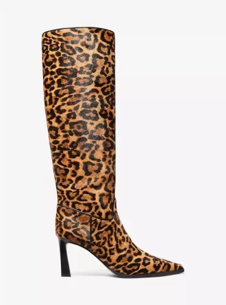 bota darrah de pelo de bezerro com estampa de leopardo 2 330x444 - Bota Darrah de pelo de bezerro com estampa de leopardo